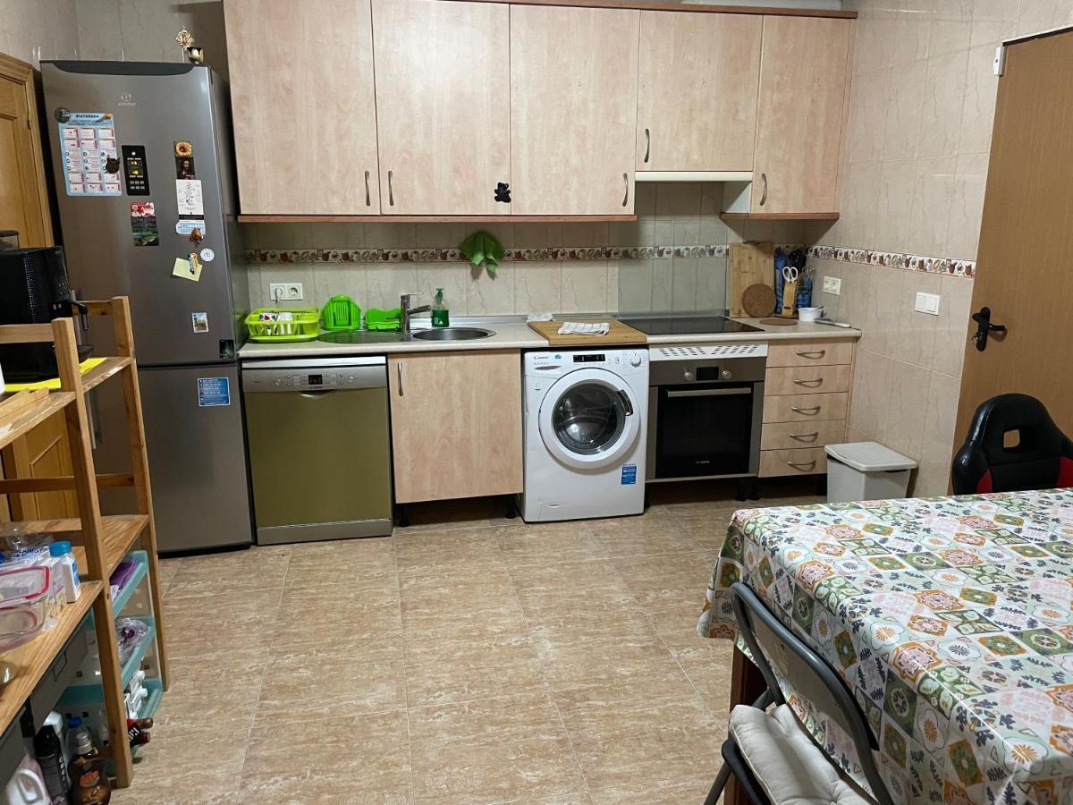 Апартаменти Vivienda Compartida Con Ambiente Familiar Сесенья Екстер'єр фото